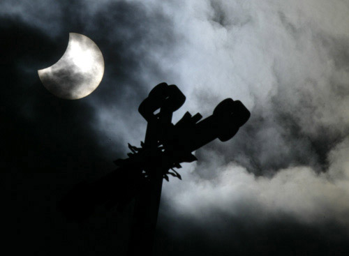 A solar eclipse in Minsk. Photo by Julia Darashkevich